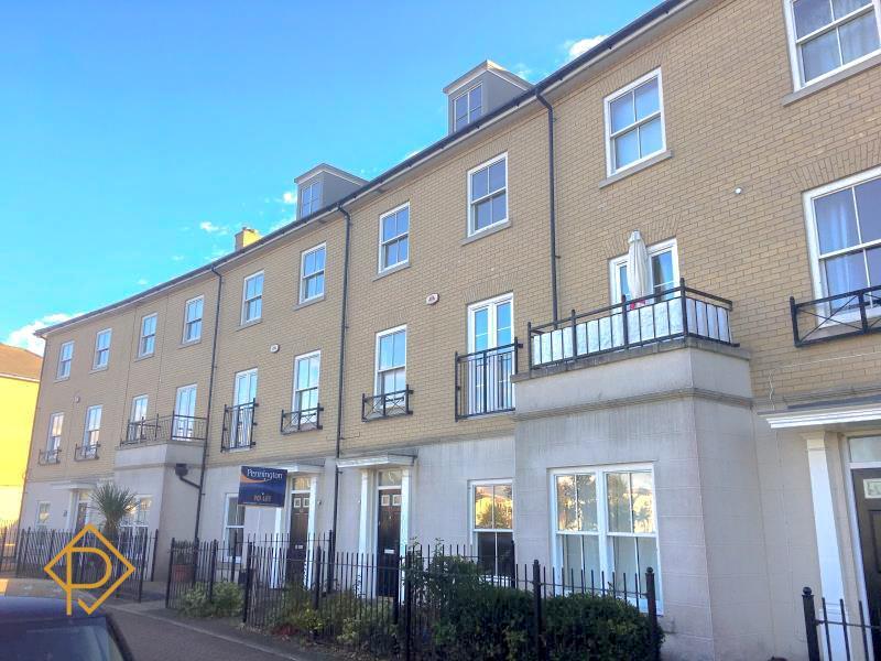 BONNY CRESCENT, IPSWICH 4 bed townhouse £1,200 pcm (£277 pw)