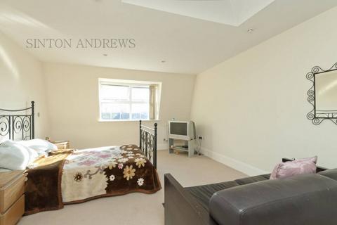 2 bedroom flat for sale, Grange Road, Ealing, W5