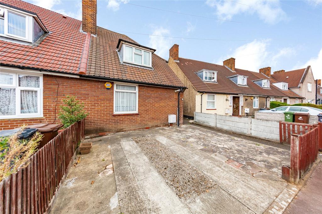 Arnold Road, Dagenham, RM9 2 bed end of terrace house £325,000