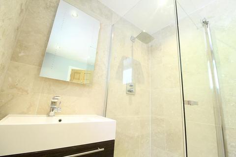 3 bedroom semi-detached house to rent, Kinaldie Crescent, Aberdeen, AB15