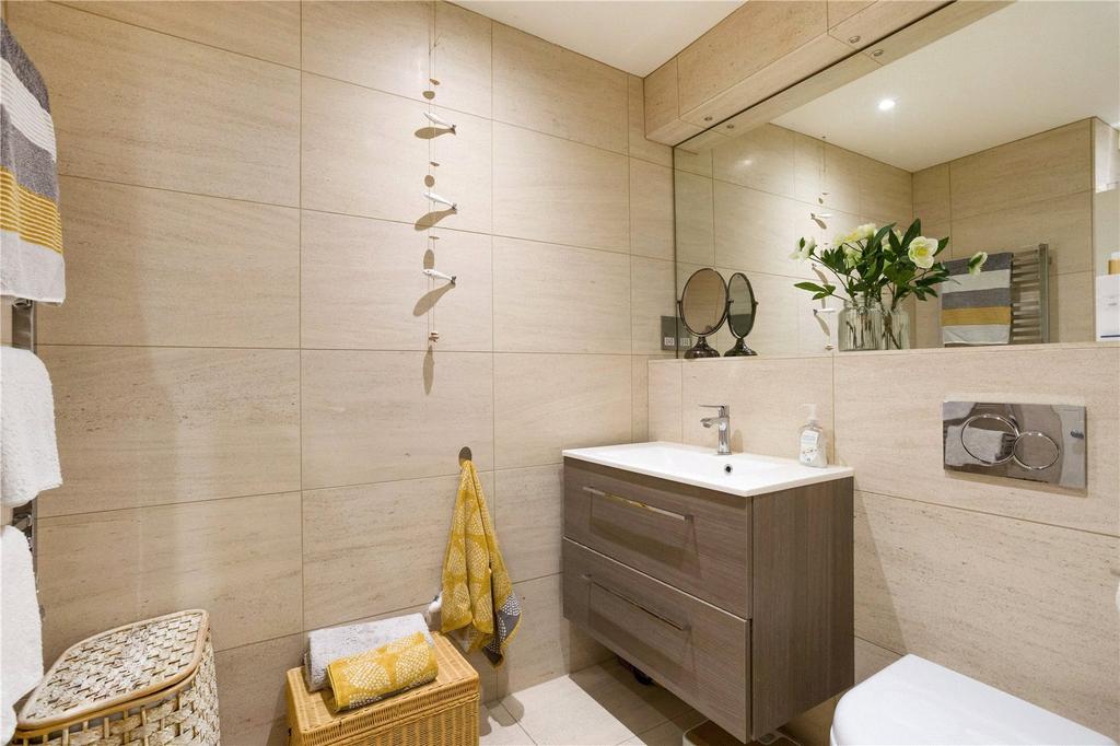 Main Shower Room