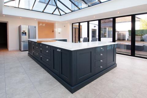 36 Higher Drive, Banstead, SM7 1PF