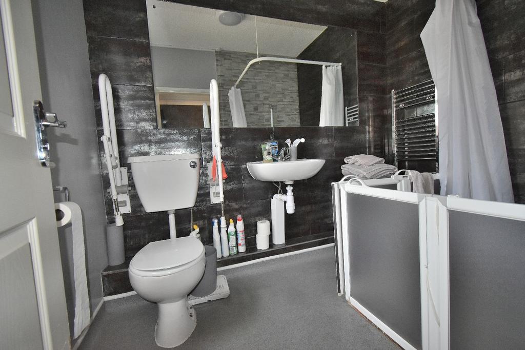 Ensuite