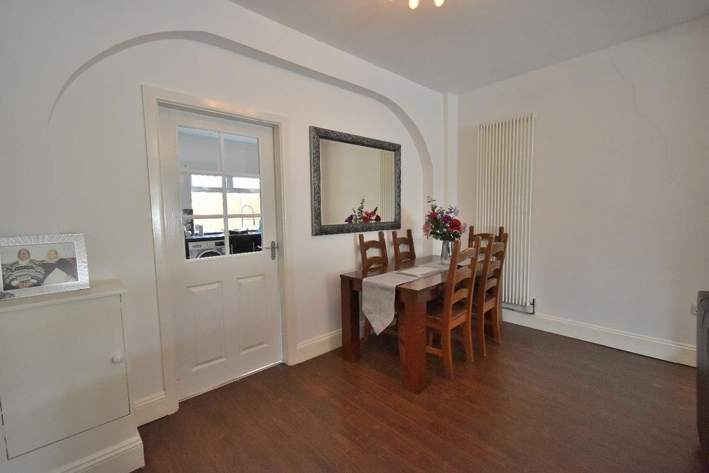 Living/Dining Room