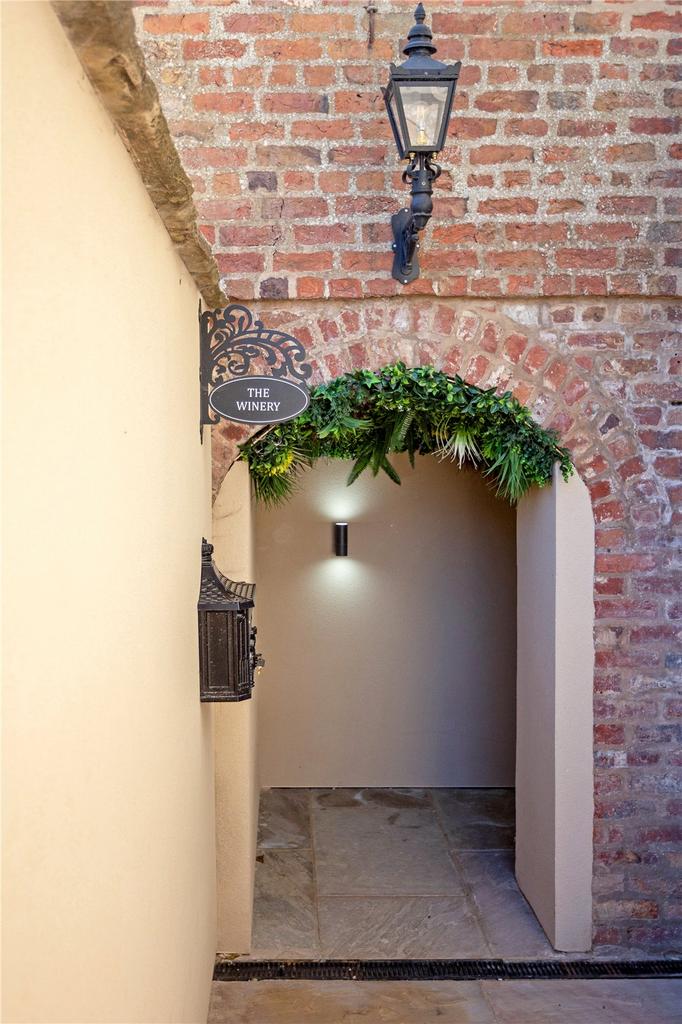 Private Entrance