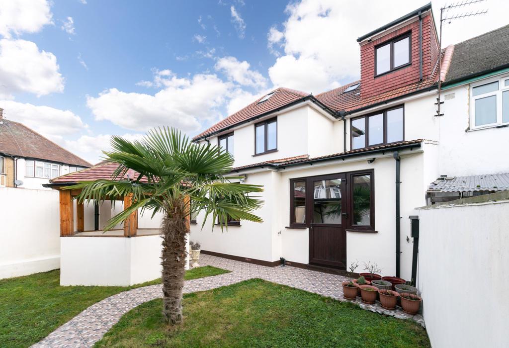 Green Lane, Edgware, Greater London 15 bed semidetached house £1,450,000