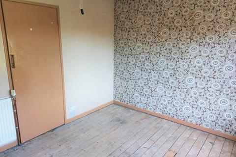 6 Andover Green, Bradford, BD4 9HG