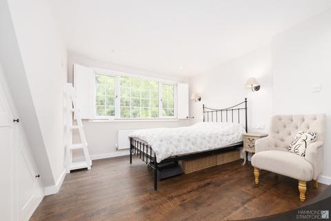 4 bedroom detached bungalow for sale - Park Avenue, Barford