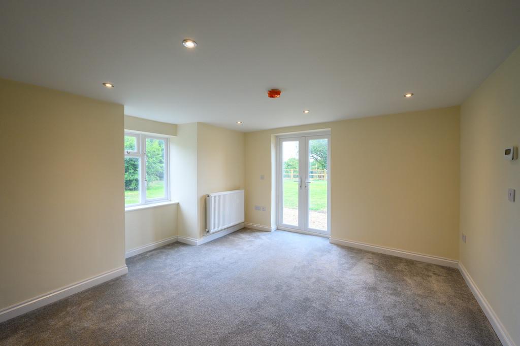 Willingham St Mary, Beccles 2 bed semidetached house £925 pcm (£213 pw)