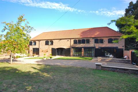 6 bedroom barn conversion for sale, Top Road, Little Cawthorpe LN11 8NB