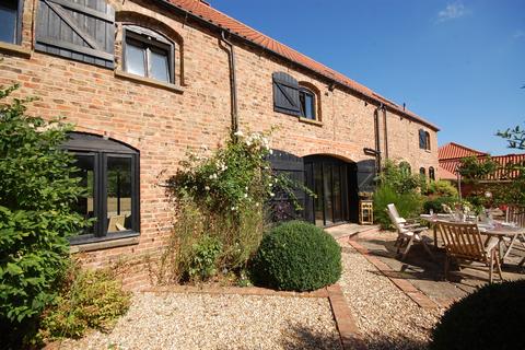 6 bedroom barn conversion for sale, Top Road, Little Cawthorpe LN11 8NB