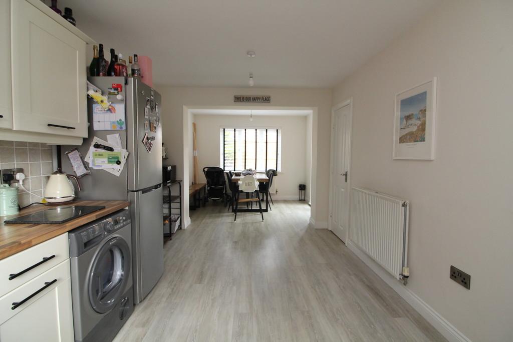 Wildair Close, Darlington, County Durham 4 bed semidetached house £