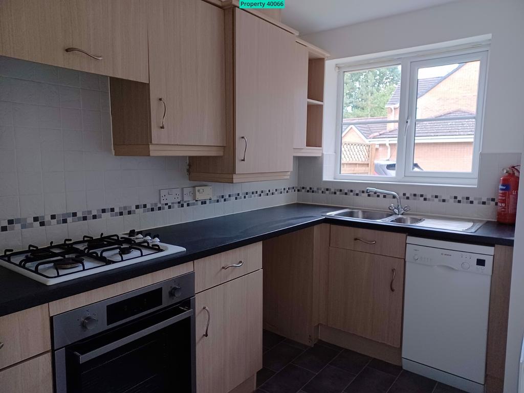 Quarry Bank Rise, Winsford, CW7 2GJ 4 bed detached house £1,100 pcm (£254 pw)