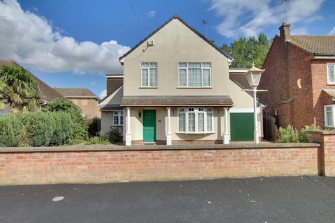 5 bedroom detached house for sale - Westwood Avenue, March