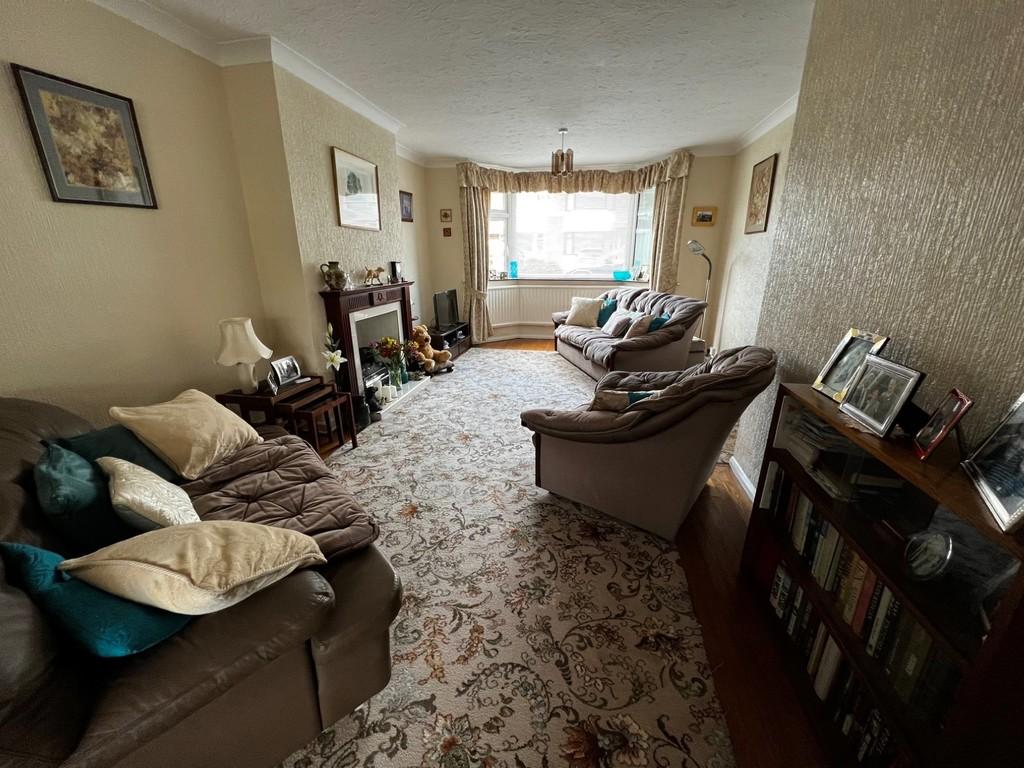 Moor Crescent, Durham 4 bed semidetached house £235,000