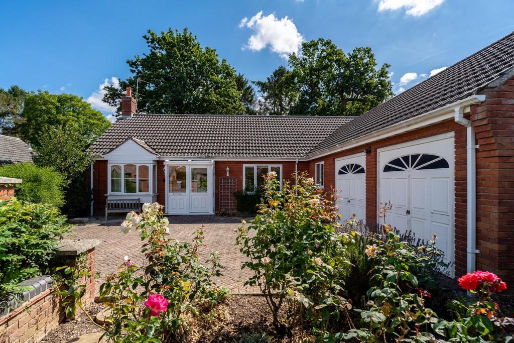 Hingham 5 bed chalet £425,000