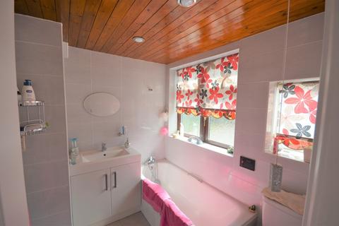 118 Elgin Avenue, Harrow, HA3 8QJ