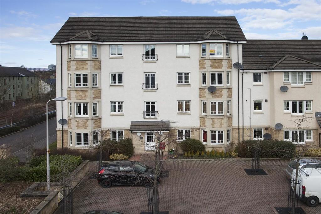 Simpson Square, Perth 2 bed apartment £125,000