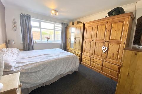 11 Ashleigh Drive, Beeford, Driffield, YO25 8AU