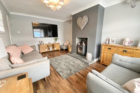 11 Ashleigh Drive, Beeford, Driffield, YO25 8AU