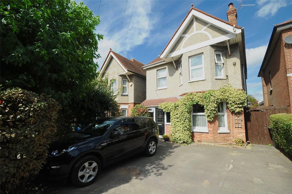 Parkstone Road, Poole Park, Poole, Dorset, BH15 4 bed detached house