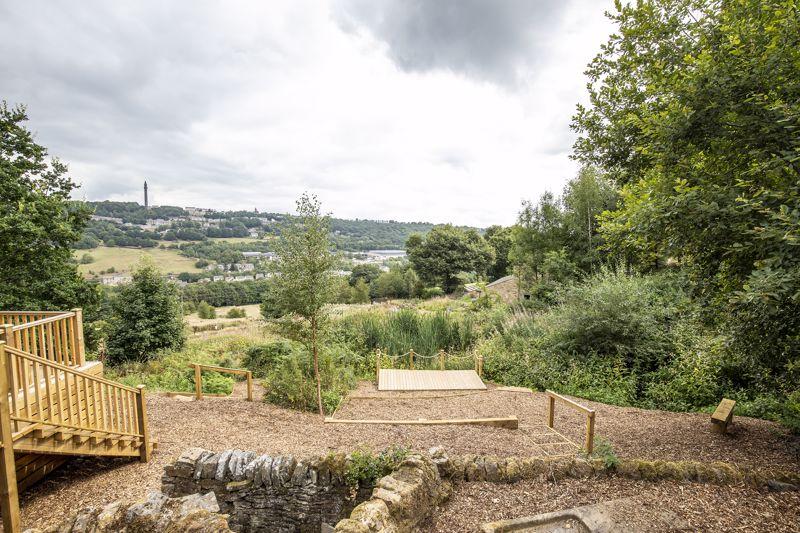 Garden & View