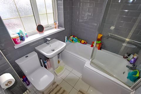 8 Avon Road, Walsall, WS3 1PA