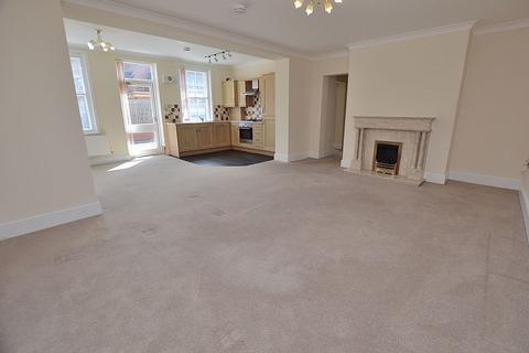 2 bedroom apartment for sale, 10 Stafford Vere Court, The Broadway, Woodhall Spa