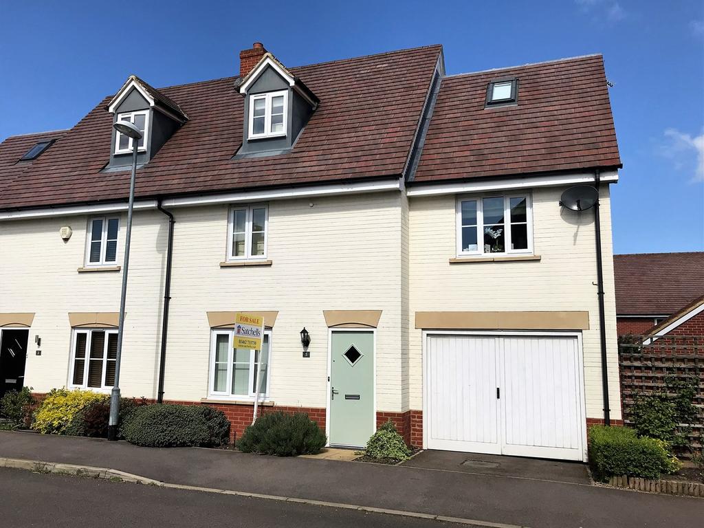Daisy Lane, Stotfold, Hitchin, SG5 4 bed semidetached house for sale