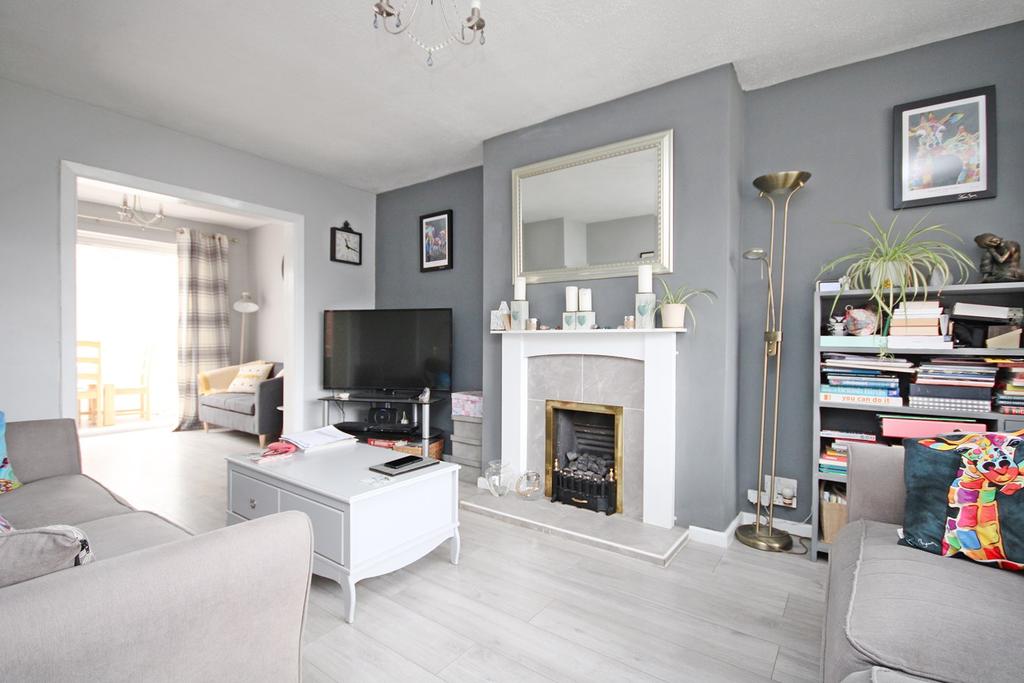 Parkland Close, Appleton Thorn... 3 bed semidetached house £310,000