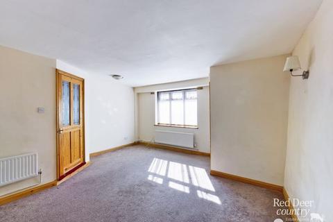 37 Long Street, Williton, Taunton, TA4 4QU