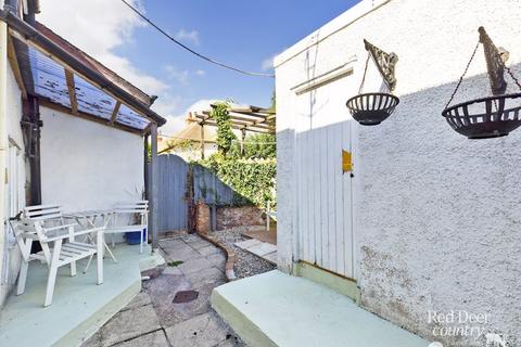 37 Long Street, Williton, Taunton, TA4 4QU