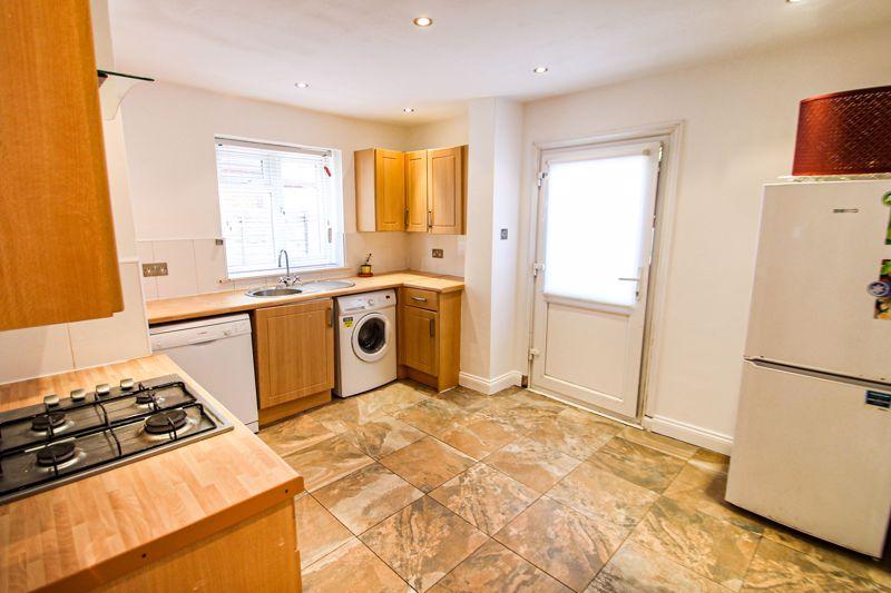 Tachbrook Road, Uxbridge, Middlesex 3 bed semidetached house £1,700