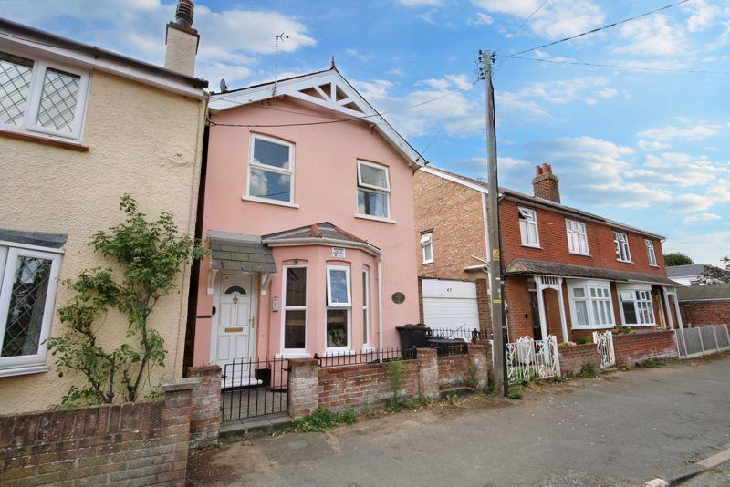 Spring Road, Brightlingsea, CO7 3 bed house for sale £250,000