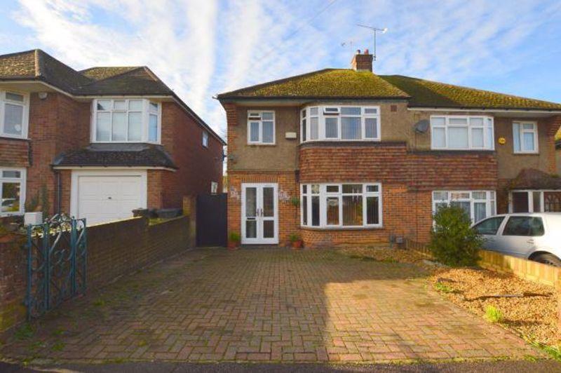 Graham Gardens, Luton 3 bed semidetached house £465,000