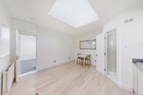 1 bedroom apartment to rent, Gloucester Place, W1U
