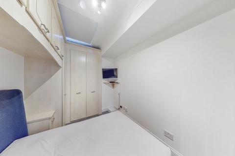 1 bedroom apartment to rent, Gloucester Place, W1U