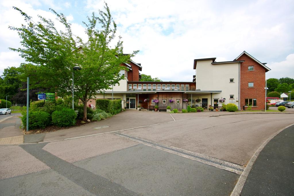 Leadon Bank, Orchard Lane, Ledbury, HR8 1 bed apartment £135,000
