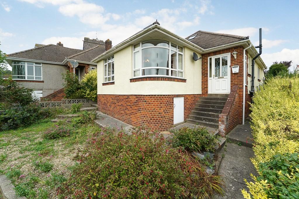 Grove Road, Milton, WestonSuperMare, BS22 3 bed bungalow £350,000