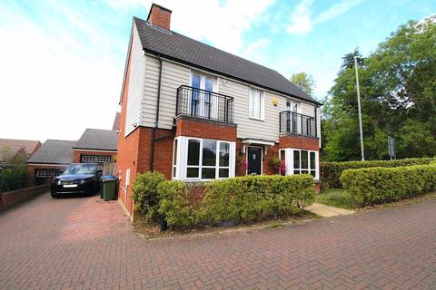 5 bedroom detached house to rent - BLACKTHORN CLOSE