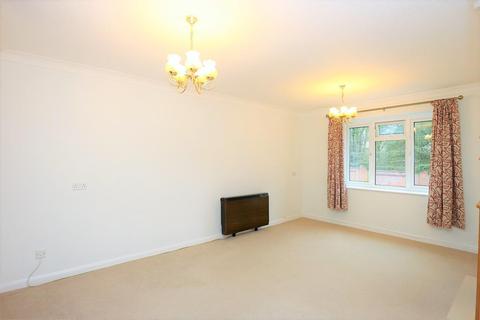 1 bedroom flat for sale - Forest Close, Chislehurst, BR7 5QS