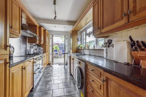 85 Bourne Avenue, Windsor, SL4 3JR
