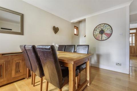85 Bourne Avenue, Windsor, SL4 3JR