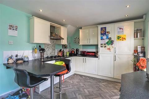 31 Blea Tarn Road, Kendal, LA9 7NA
