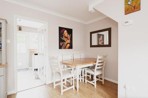 13 Cotswold Way, Worcester Park, KT4 8LL