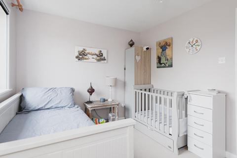 13 Cotswold Way, Worcester Park, KT4 8LL