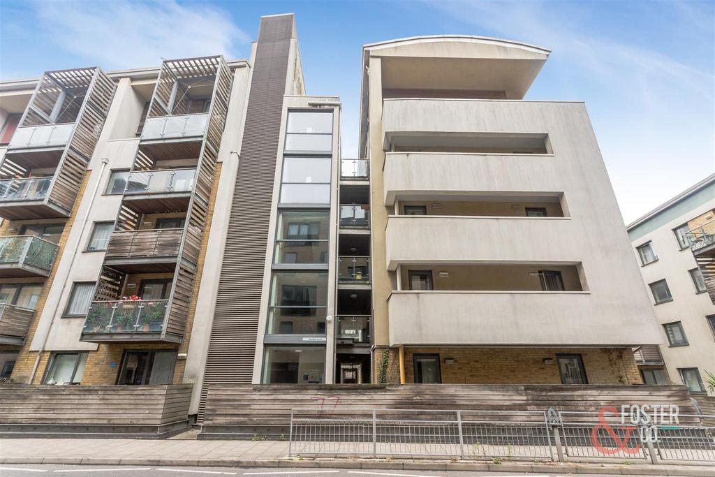 Fleet Street, Brighton 3 bed flat for sale £475,000