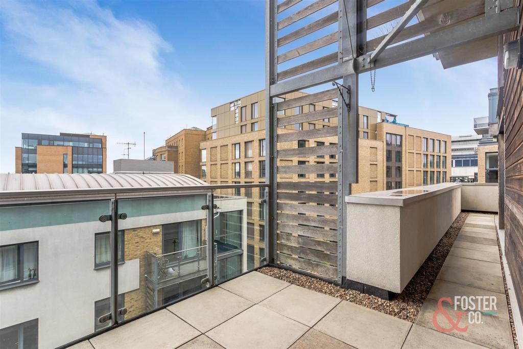 Horsted Court 19-24.JPG