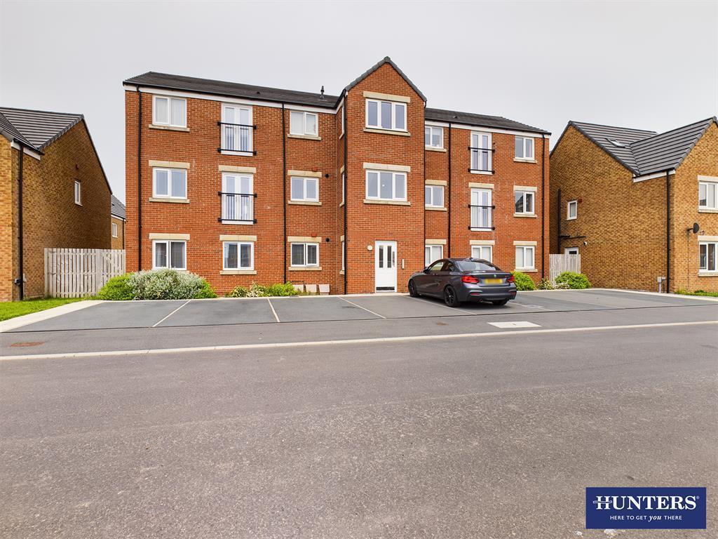 Admiral Close, Workington, CA14 3FF 2 bed flat for sale £115,000