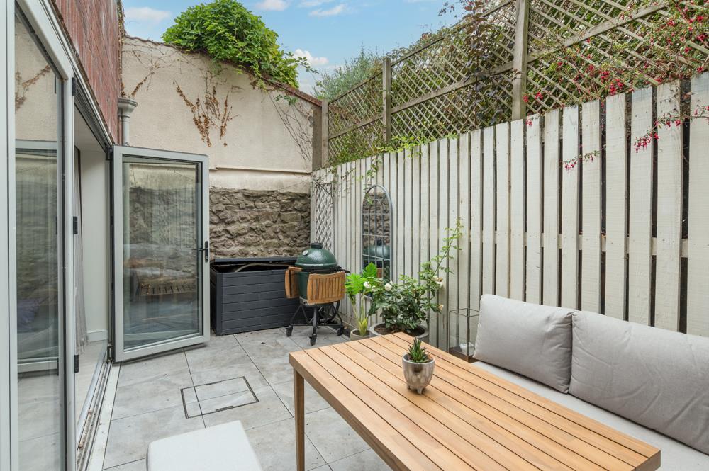 The Mews House 17 Vyvyan Road-5 EDIT.jpg
